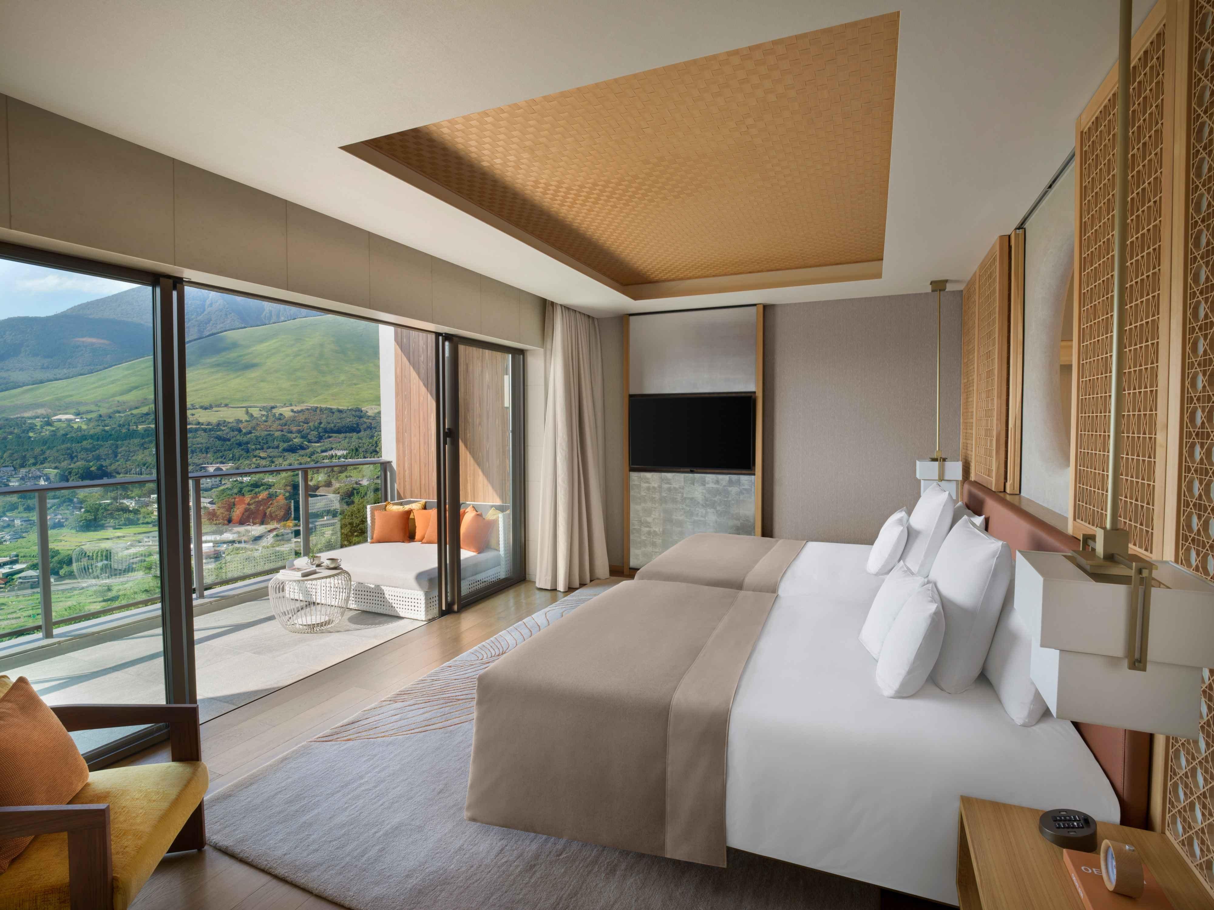 Ana Intercontinental & By Ihg Hotel 5*