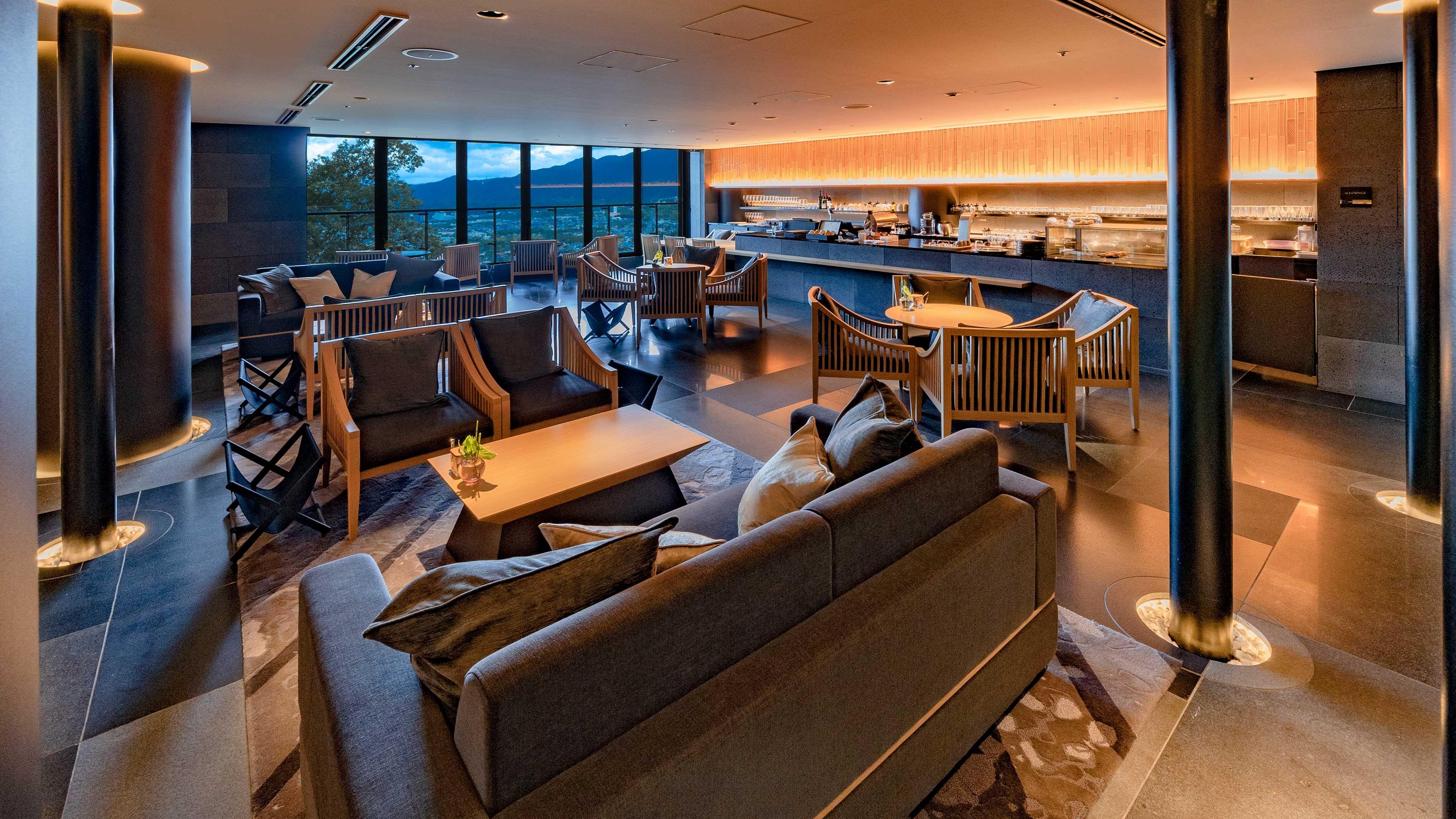 Hotel Ana Intercontinental & By Ihg 5*