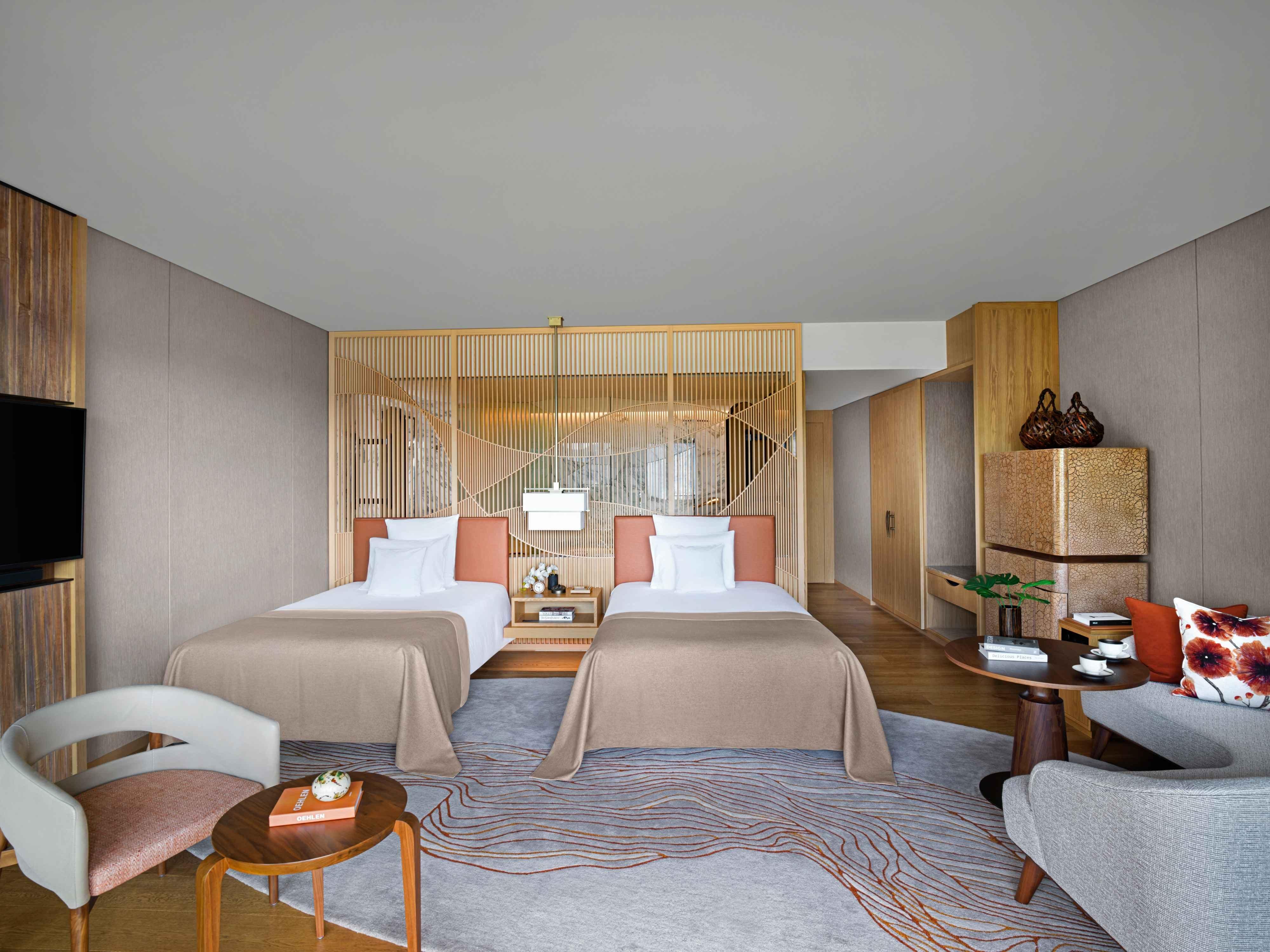Ana Intercontinental & By Ihg Hotel 5*