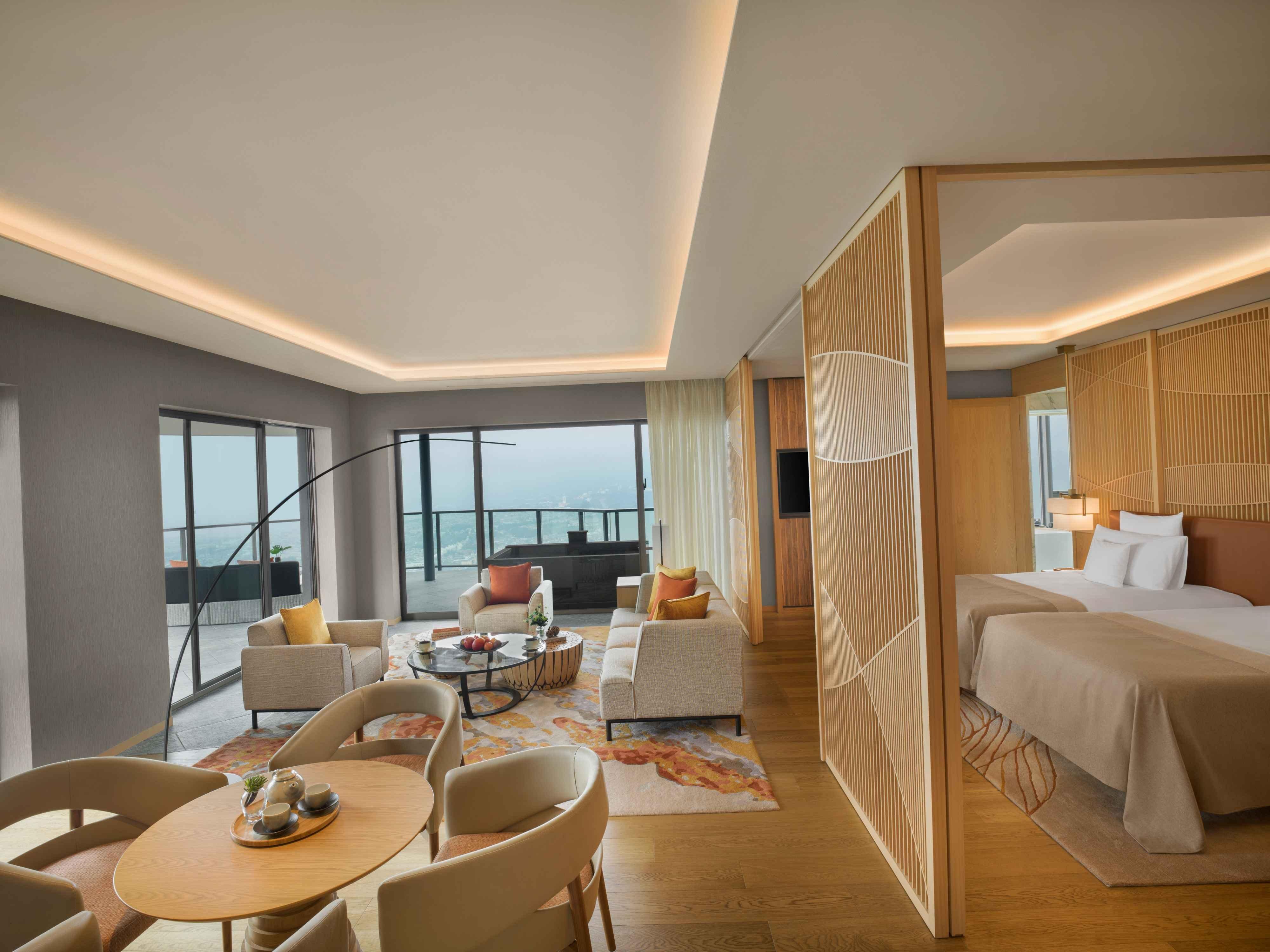 Ana Intercontinental & By Ihg Hotel